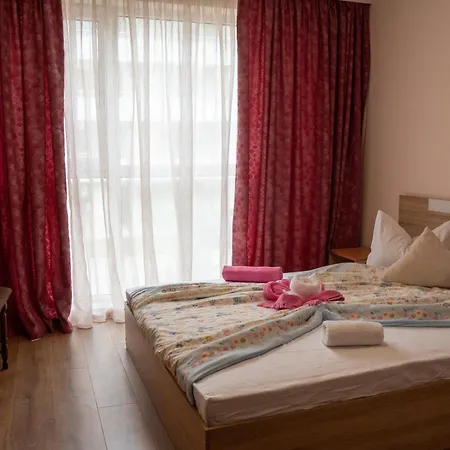 Sunny Apartment *